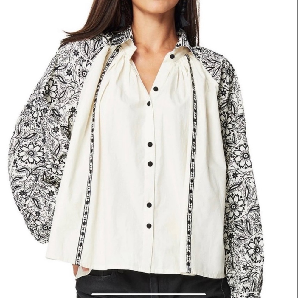 Roberta Roller Rabbit Lodhi Embroidery Adrianna Top in Ivory (Size L)